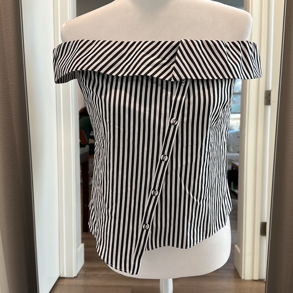 Intermix Striped Off Shoulder Top New - Picture 5 of 10